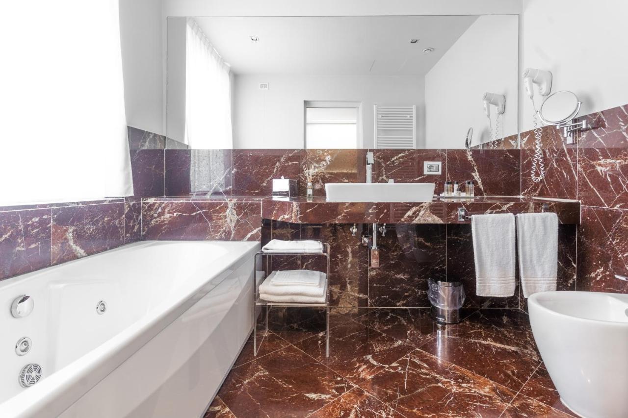 Michelangelo 4* Carrara